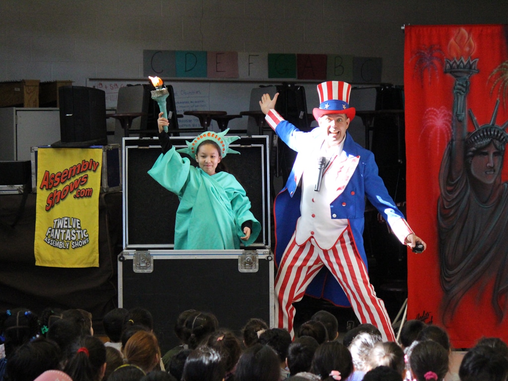 Uncle Sam American History School Show 4